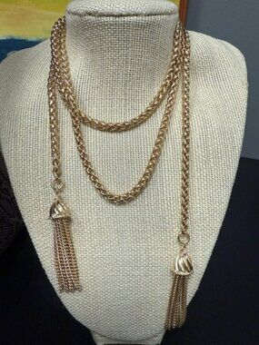 Vintage Lariat Necklace gold tone ~43” L Tassels Dangles Excellent Estate